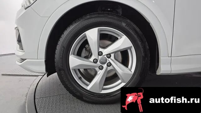 Audi Q3 Q3 (F3) 2020 года - вид 5