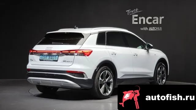 Audi Q4 e-tron Q4 e-Tron (F4) 2022 года - вид 2