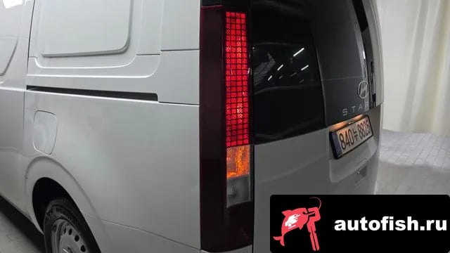 Hyundai Staria Staria 2025 года - похожие автомобили