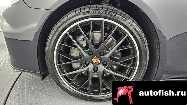 Porsche Panamera Panamera (971) 2018 года - вид 5