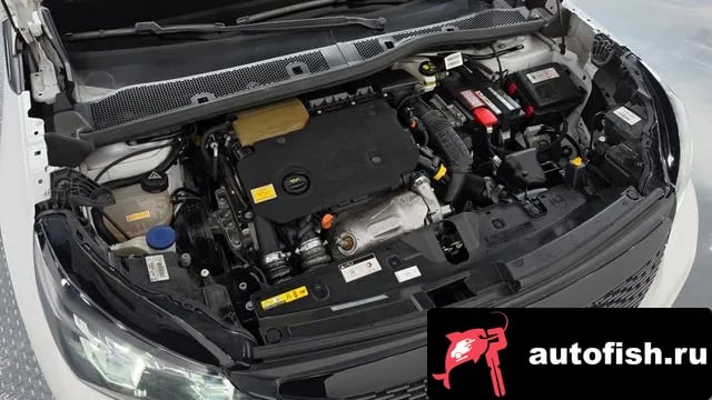Peugeot 2008 2008 Second generation 2021 года - вид 6