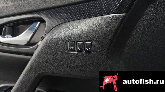 Nissan X-Trail Xtrail 2018 года - похожие автомобили