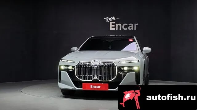 BMW 7-Series 7 Series (G70) 2025 года - вид 3