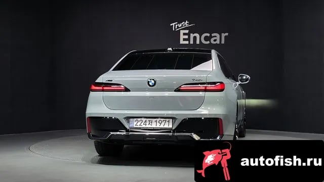 BMW 7-Series 7 Series (G70) 2025 года - вид 4