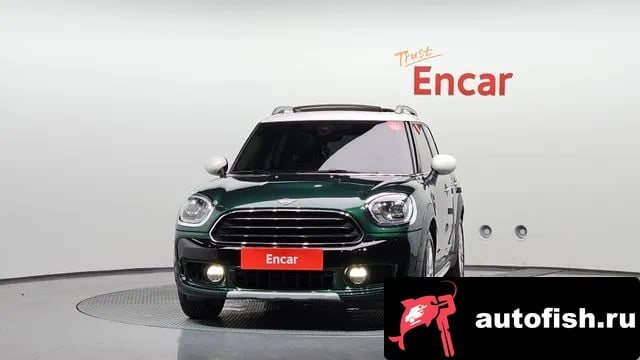 Mini Countryman Cooper Country Man 2018 года - вид 3
