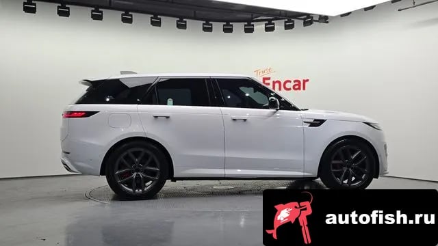 Land Rover Range Rover Sport Range Rover Sport 3rd Generation 2026 года - вид 5