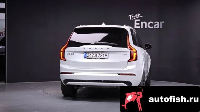 Volvo XC90 XC90 second Generation 2025 года - вид 3