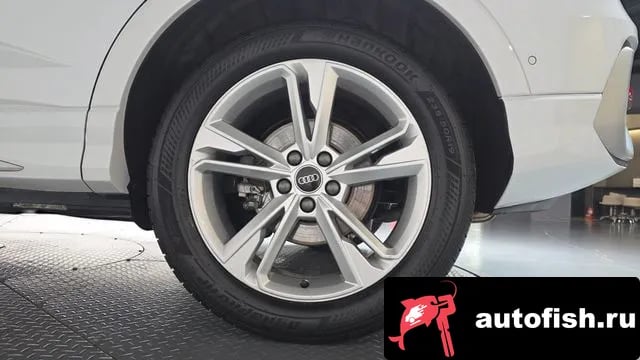 Audi Q3 Q3 (F3) 2023 года - похожие автомобили