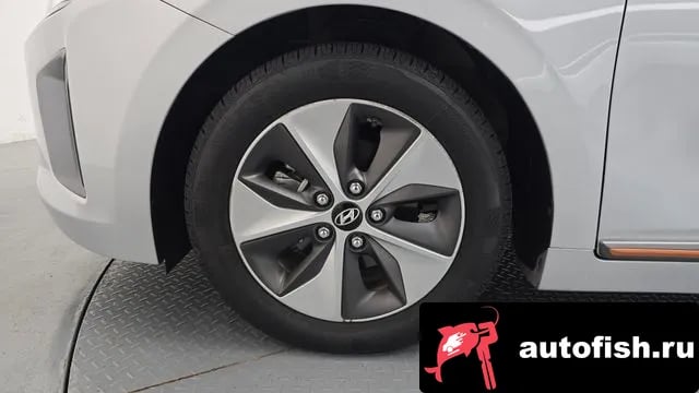 Hyundai Ioniq Ionic Electric 2018 года - вид 5