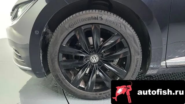 Volkswagen Arteon Atheon 2019 года - вид 4