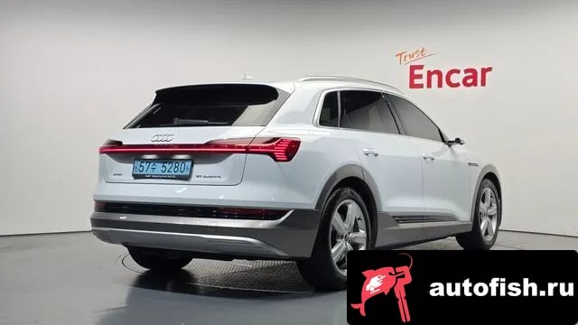 Audi e-tron e-Tron 2022 года - вид 2