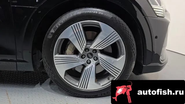 Audi e-tron e-Tron 2022 года - вид 5