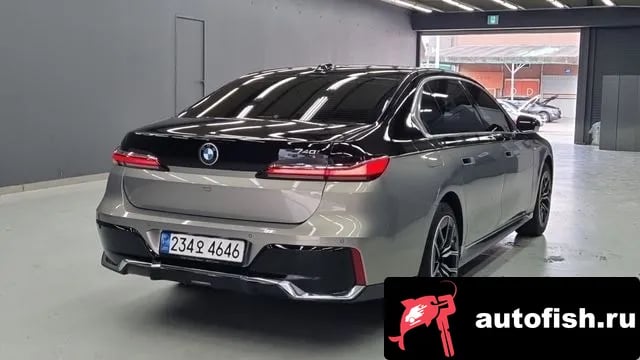 BMW 7-Series 7 Series (G70) 2023 года - вид 2