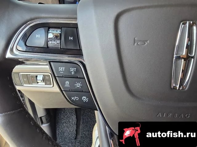 Lincoln Navigator Navigator 4th generation 2022 года - похожие автомобили