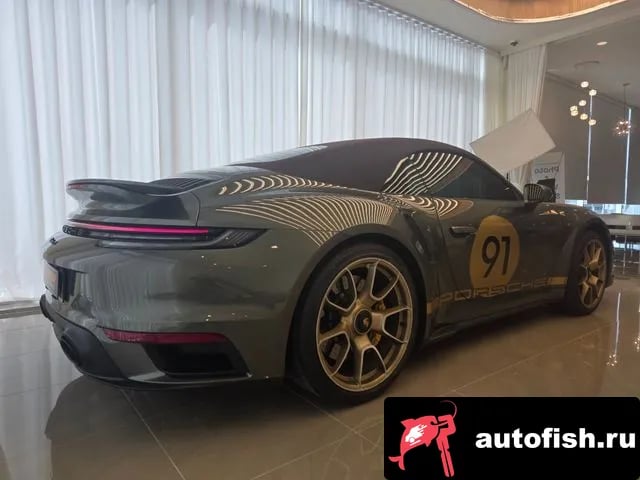 Porsche 911 911 (992) 2023 года - вид 5