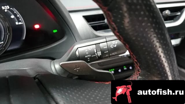 Lexus UX UX250h 2020 года - похожие автомобили