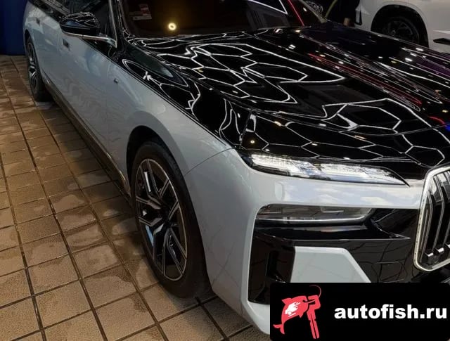 BMW 7-Series 7 Series (G70) 2024 года - вид 4