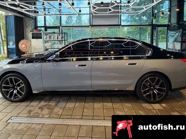 BMW 7-Series 7 Series (G70) 2024 года - похожие автомобили