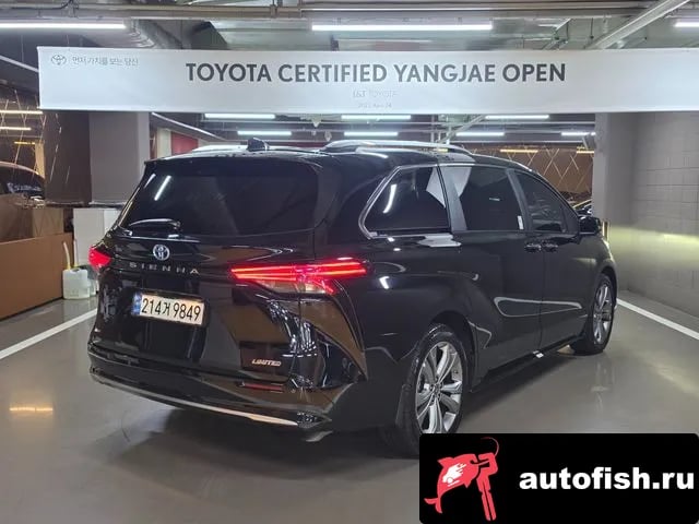 Toyota Sienna Siena 4th Generation 2025 года - вид 2