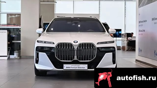 BMW 7-Series 7 Series (G70) 2026 года - вид 2