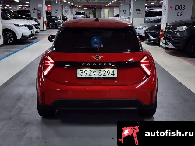 Mini Cooper Cooper C 4th generation 2024 года - вид 4