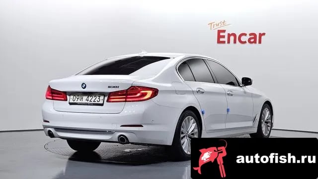 BMW 5-Series 5 Series (G30) 2018 года - вид 2