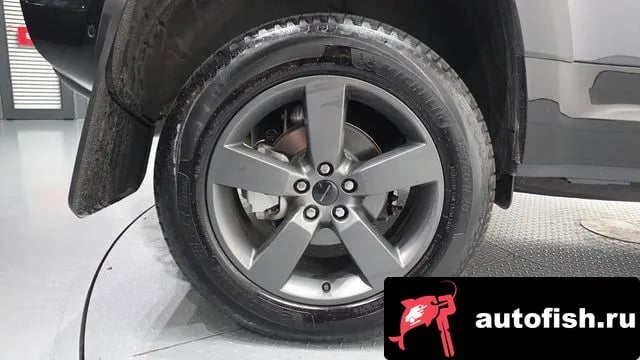 Land Rover Defender Bitdefender (L663) 2026 года - вид 5