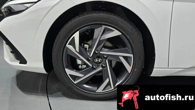 Hyundai AVANTE The New Avante (CN7) 2026 года - вид 5