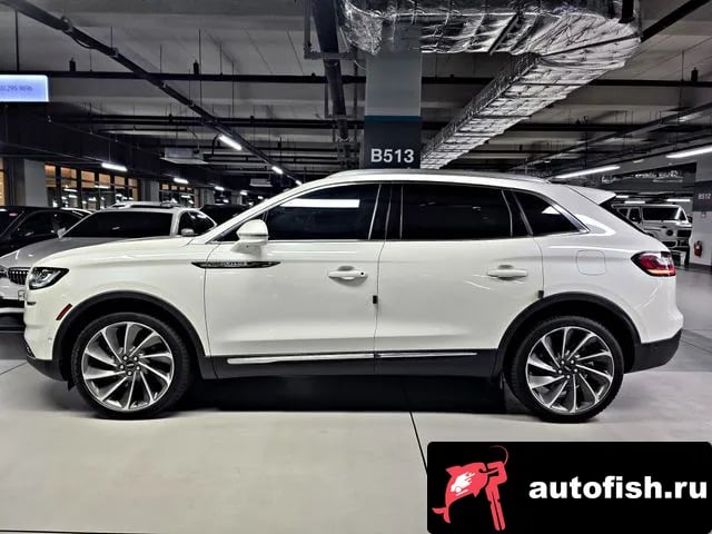 Lincoln Nautilus Nautilus First generation 2022 года - вид 3
