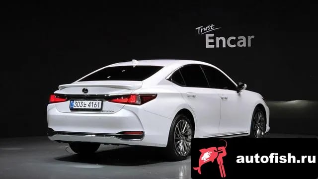 Lexus ES ES300h 7th generation 2026 года - вид 2