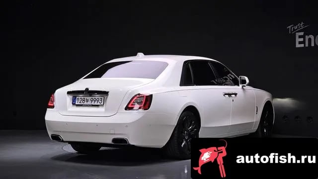 Rolls-Royce Ghost Ghost 2nd Generation 2021 года - вид 2