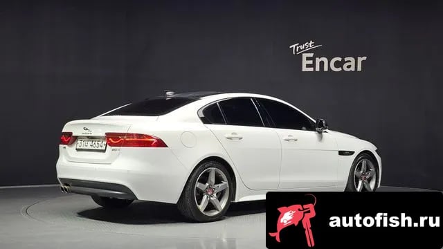 Jaguar XE XE 2018 года - похожие автомобили
