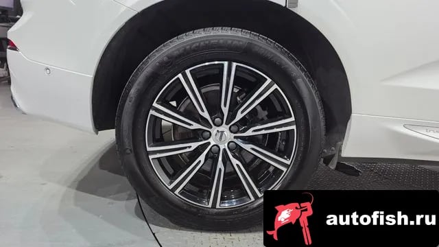 Volvo XC60 XC60 second Generation 2019 года - вид 5