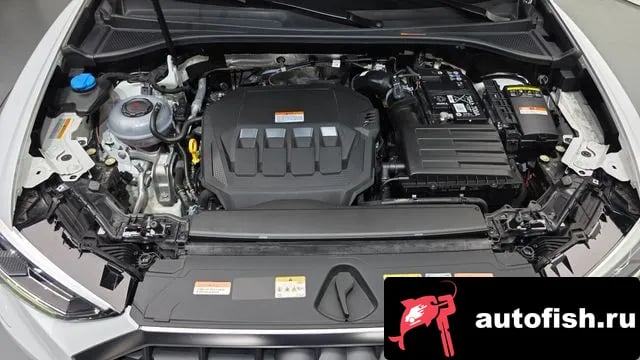 Audi Q3 Q3 (F3) 2025 года - вид 6