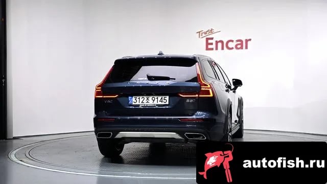 Volvo V60 V60 Cross-country 2nd Generation 2022 года - вид 4