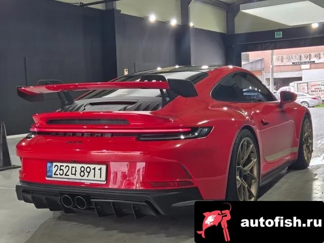Porsche 911 911 (992) 2021 года - вид 2