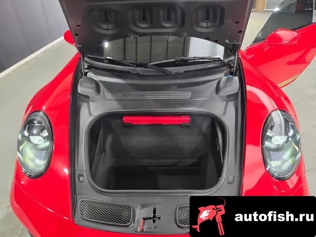 Porsche 911 911 (992) 2021 года - вид 6