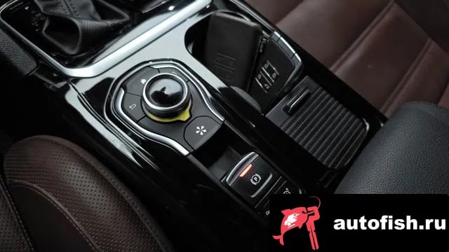 Renault Korea (Samsung) SM6 SM6 2018 года - похожие автомобили