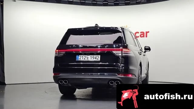 Lincoln Aviator Aviator 2nd generation 2024 года - вид 4