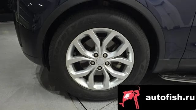 Land Rover Discovery Discovery 5 2018 года - вид 6