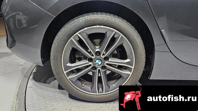 BMW 1-Series 1 Series (F40) 2020 года - вид 5