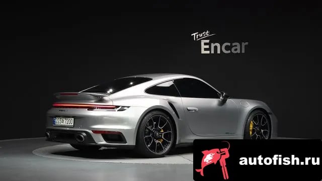 Porsche 911 911 (992) 2022 года - вид 2