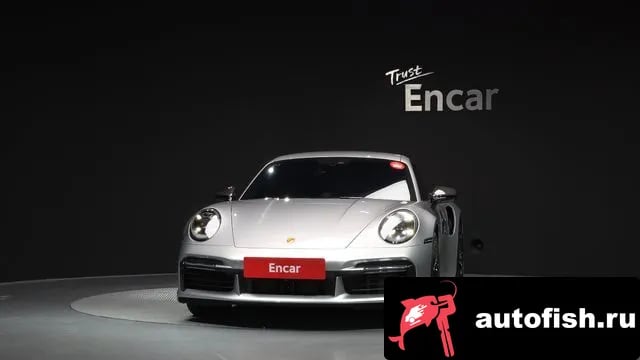 Porsche 911 911 (992) 2022 года - вид 3