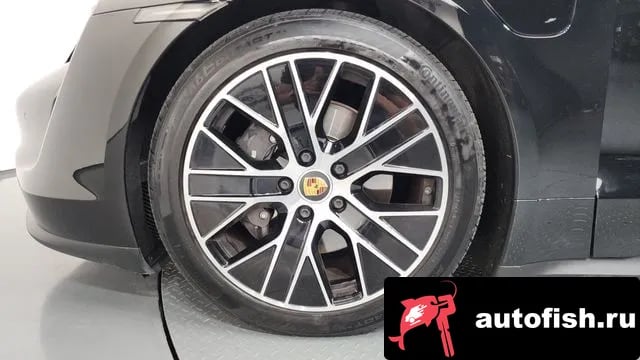Porsche Taycan Taikan 2022 года - вид 5