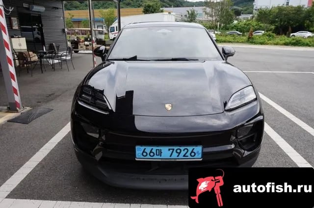 Porsche Macan Makan EV 2025 года - вид 3