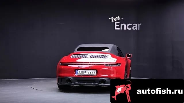 Porsche 911 911 (992) 2023 года - вид 3