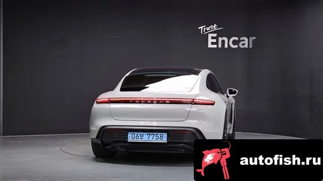 Porsche Taycan Taikan 2023 года - вид 3