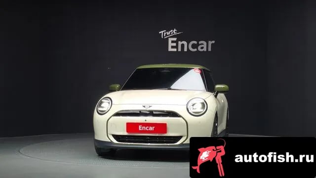 Mini Cooper Cooper Electric 4th Generation 2026 года - вид 3