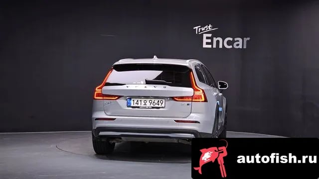 Volvo V60 V60 Cross-country 2nd Generation 2023 года - вид 4
