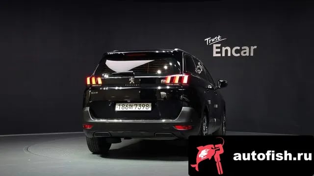 Peugeot 5008 5008 second generation 2018 года - вид 4